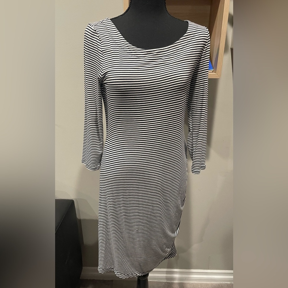 Banana Republic Navy Striped‎ Side
Ruched Dress